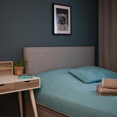 Urban Space Apartament 80 - Free Parking Wroclaw Luaran gambar