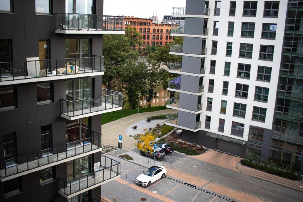 Urban Space Apartament 80 - Free Parking Wroclaw Luaran gambar