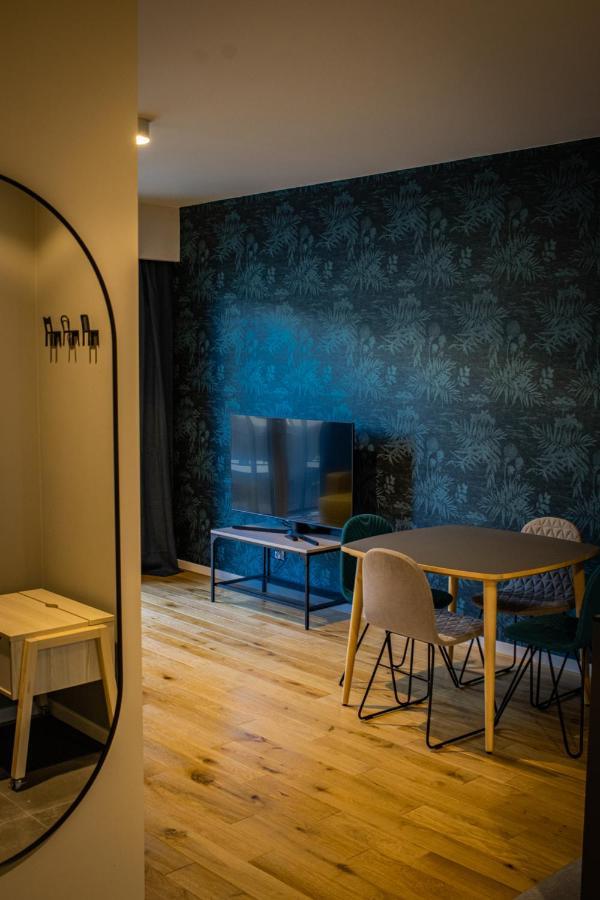 Urban Space Apartament 80 - Free Parking Wroclaw Luaran gambar